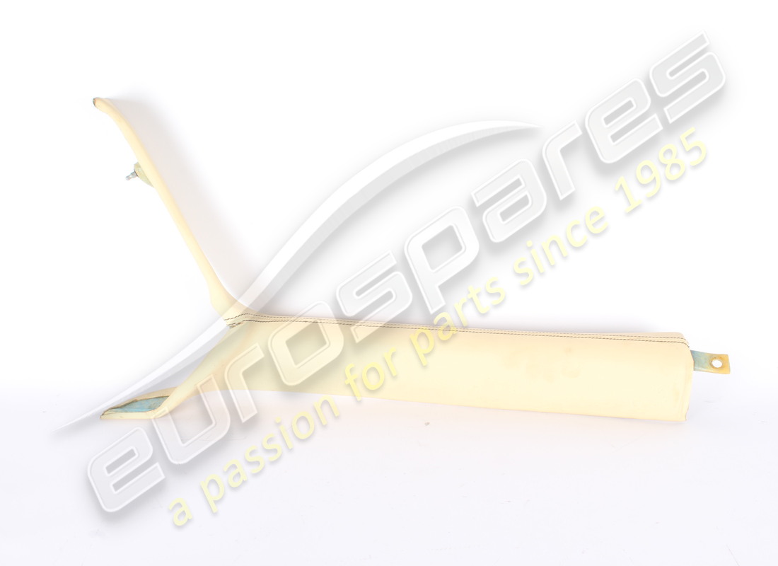 CUBIERTA DEL PILAR IZQUIERDO DAÑADA Ferrari CREMA 11055. NÚMERO DE PIEZA 67898904 (1)