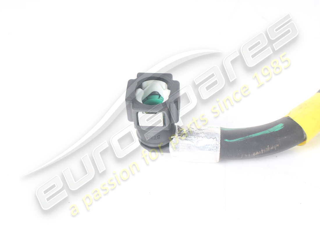 USADO FERRARI TUBO DE SUMINISTRO DE COMBUSTIBLE, TRASERO SEC. NÚMERO DE PIEZA 285160 (5) usado ferrari tubo de suministro de combustible, trasero sec. número de pieza 285160 (5)