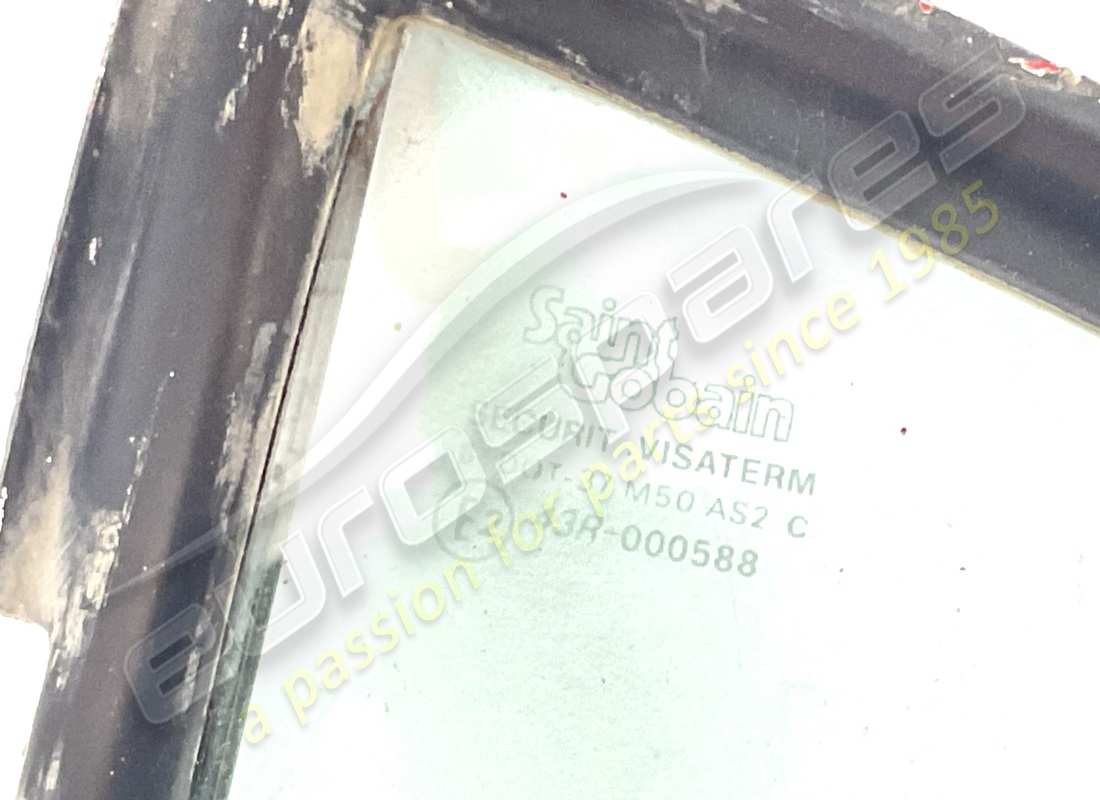 cristal de luz de cuarto trasero izquierdo ferrari gts usado. número de parte 60162906 (2)