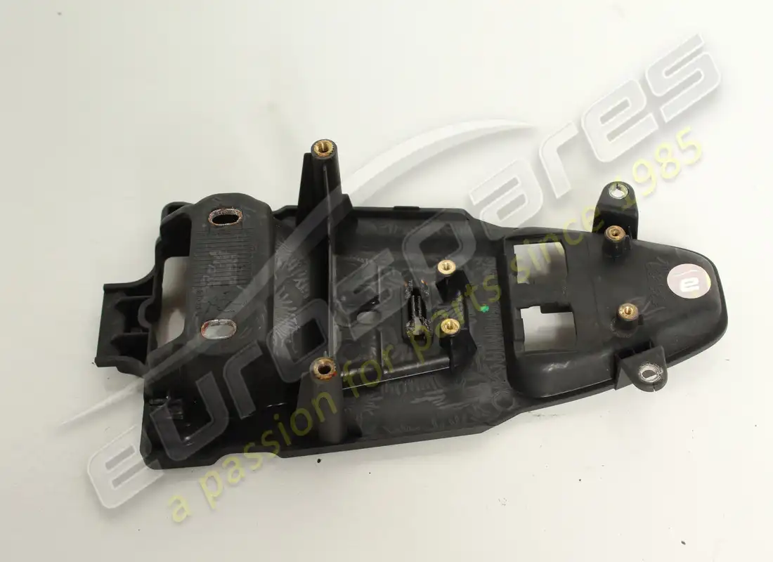 PANEL DE EMBELLECEDOR DE CONSOLA DE PUENTE Ferrari USADO ST . NÚMERO DE PARTE 873699 (1)