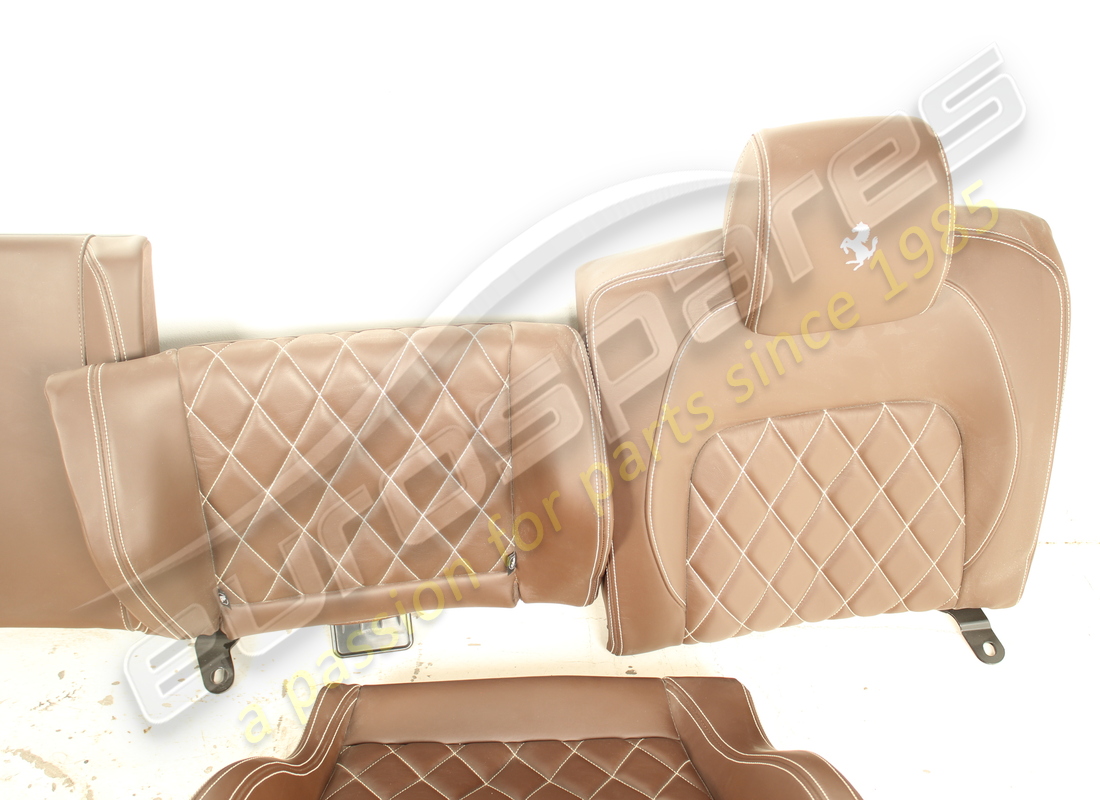 juego de asientos completo usado ferrari con lunas traseras. número de pieza eap1564144 (18)