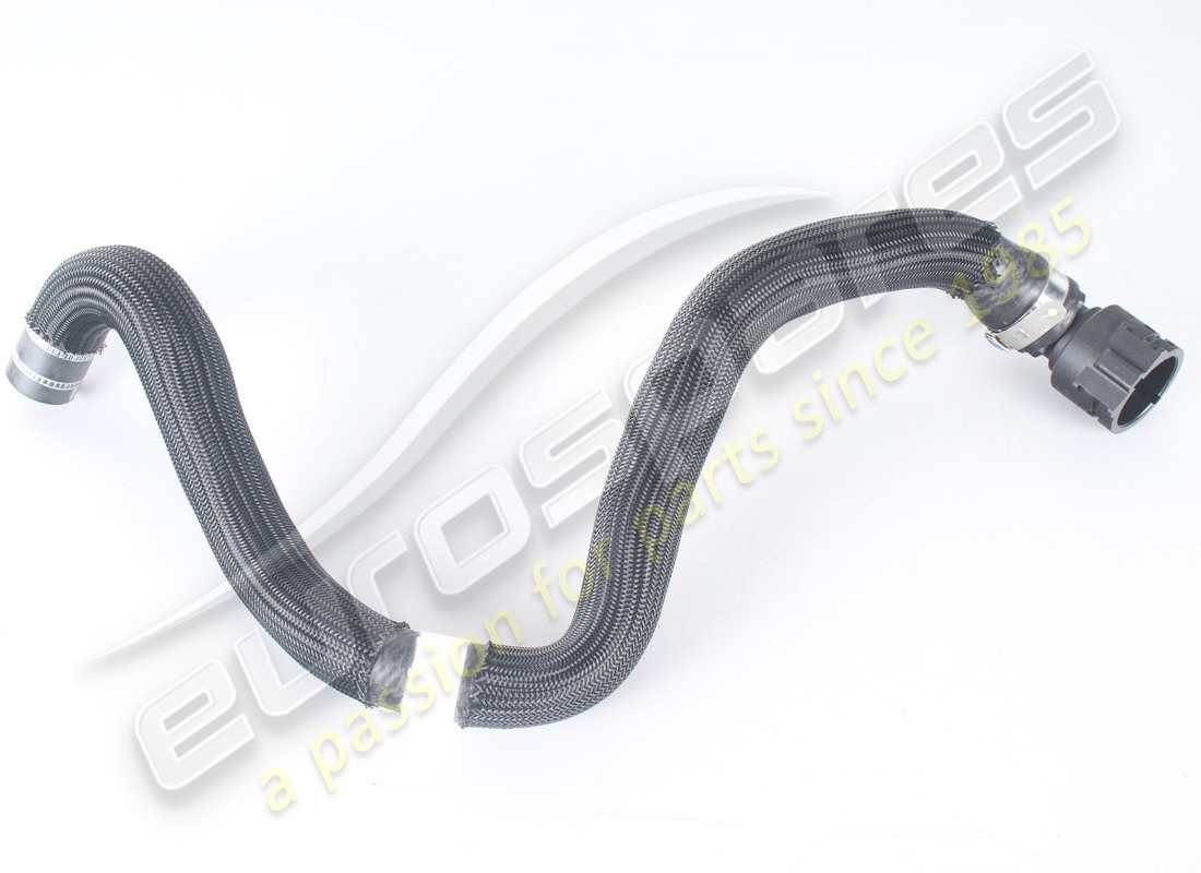 NUEVO MASERATI MANGUITO DE SUMINISTRO DE AGUA AL SISTEMA DE CALEFACCIÓN. NÚMERO DE PIEZA 670102573 (1) nuevo maserati manguito de suministro de agua al sistema de calefacción. número de pieza 670102573 (1)