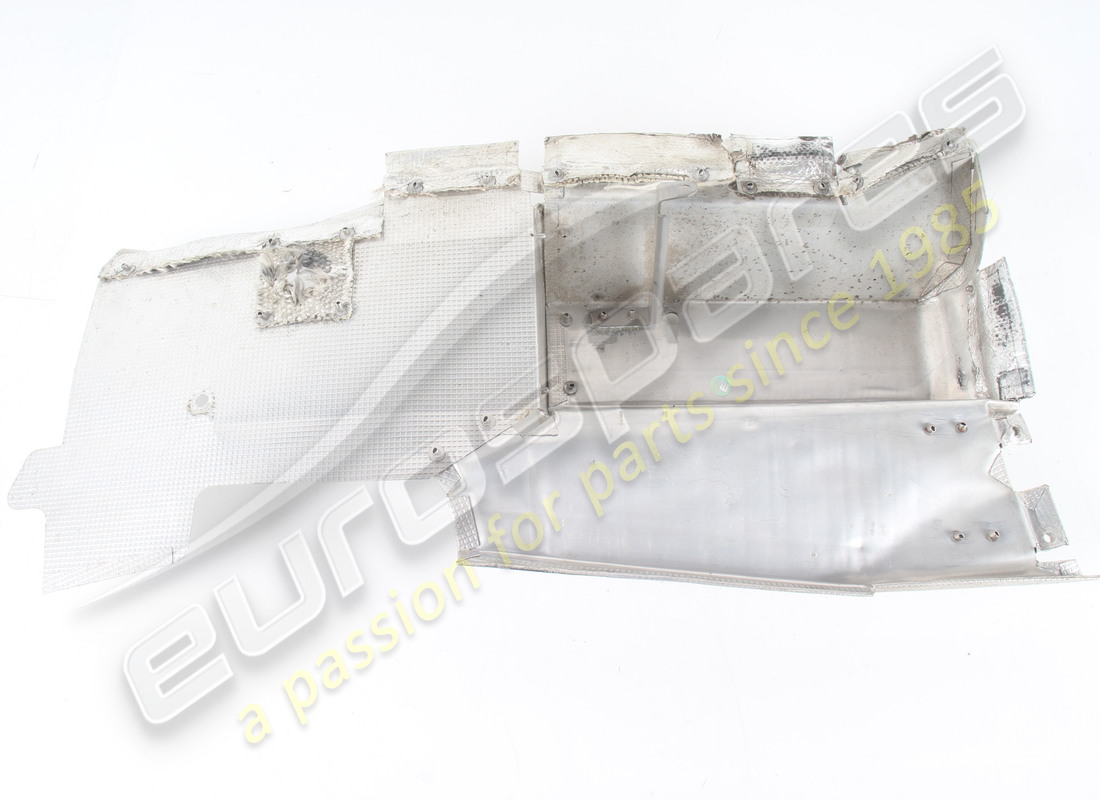 escudo térmico ferrari usado. número de parte 333494 (3)