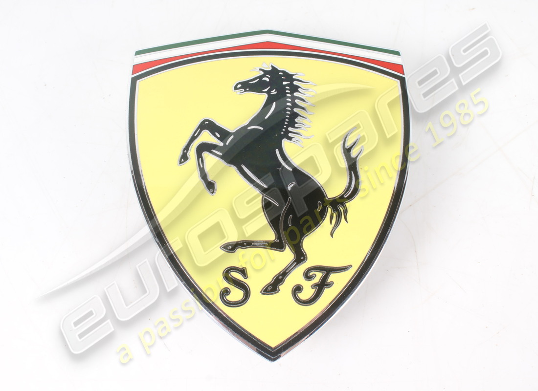 INSIGNIA DE ESCUDO SQUADRA CORSE FERRARI USADA. NÚMERO DE PARTE 87344500 (1) insignia de escudo squadra corse ferrari usada. número de parte 87344500 (1)