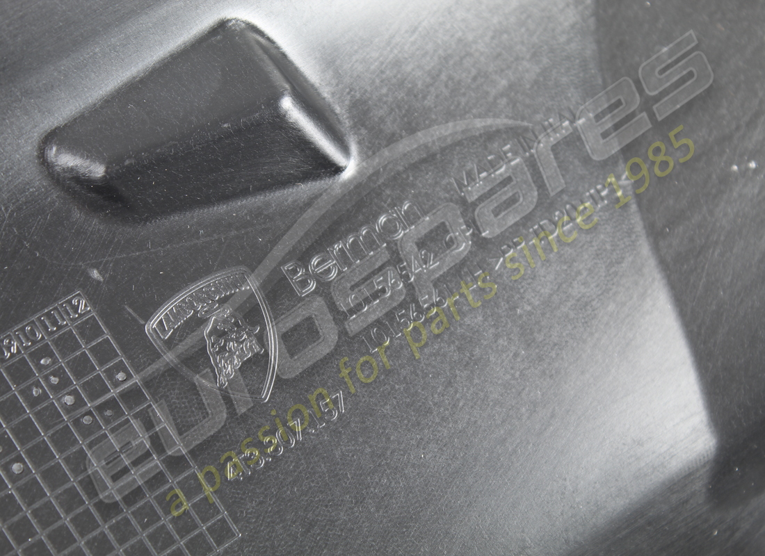 nuevo deflector de aire lamborghini. número de pieza 4t3807157 (3)