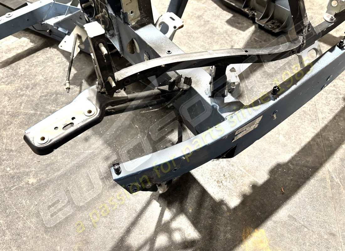 subchasis trasero ferrari dañado. número de parte 985280290 (7)