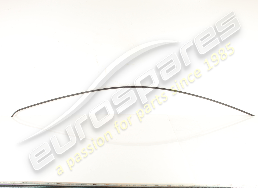 MOLDURA DE TECHO USADA Lamborghini. NÚMERO DE PIEZA 408853704B (1)