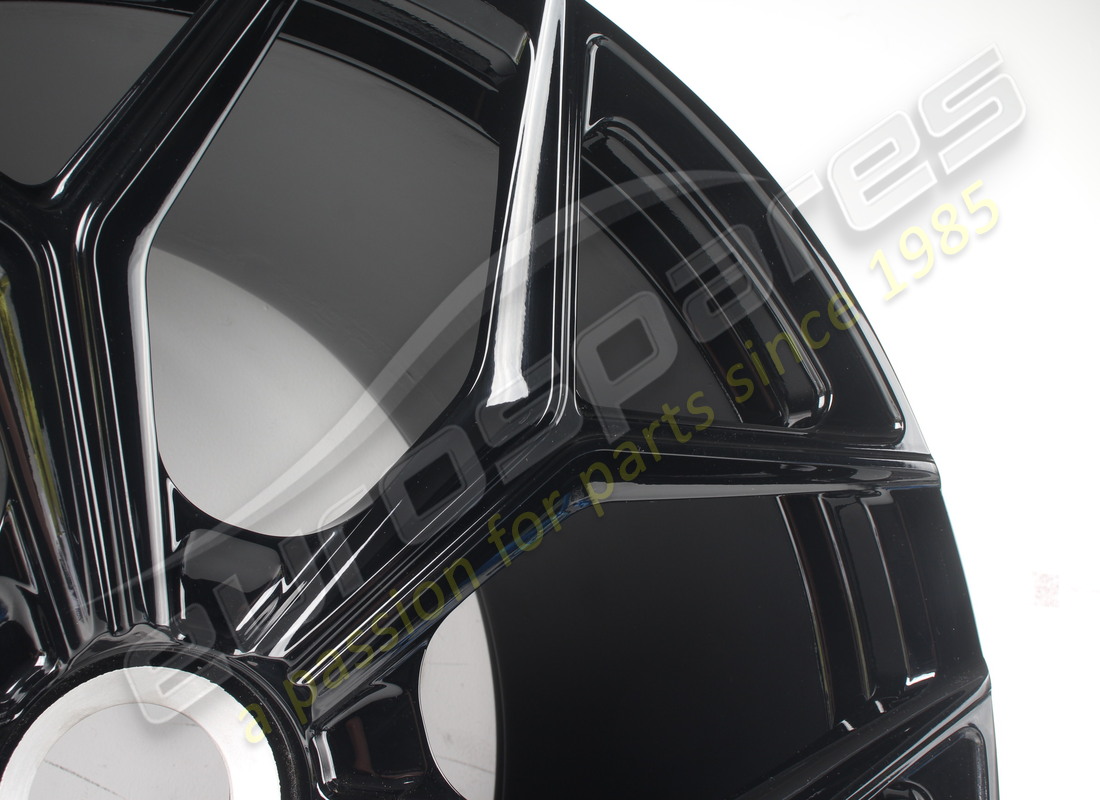 rueda trasera lamborghini reacondicionada. número de parte 470601017bj (2)