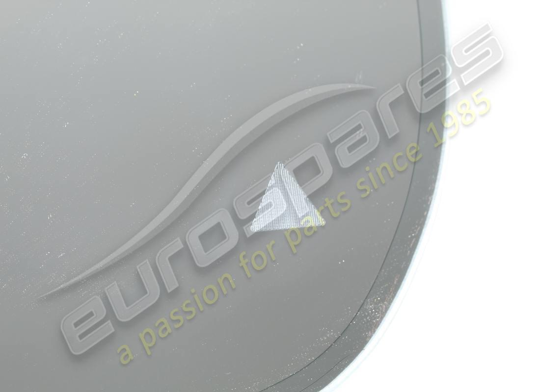 NUEVA VENTANA CURVA DERECHA FERRARI. NÚMERO DE PIEZA 831255 (2) nueva ventana curva derecha ferrari. número de pieza 831255 (2)