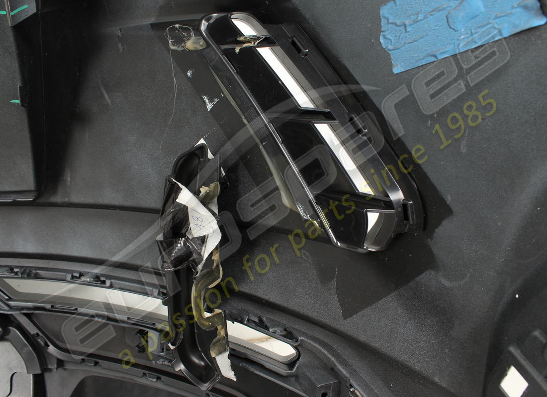 PARACHOQUES TRASERO EUROSPARES LAMBORGHINI URUS USADO. NÚMERO DE PARTE EAP1425710 (4) parachoques trasero eurospares lamborghini urus usado. número de parte eap1425710 (4)