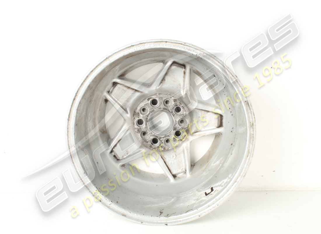 USADO FERRARI RUEDA TRASERA 3.2 MQV. NÚMERO DE PIEZA 127457 (5) usado ferrari rueda trasera 3.2 mqv. número de pieza 127457 (5)