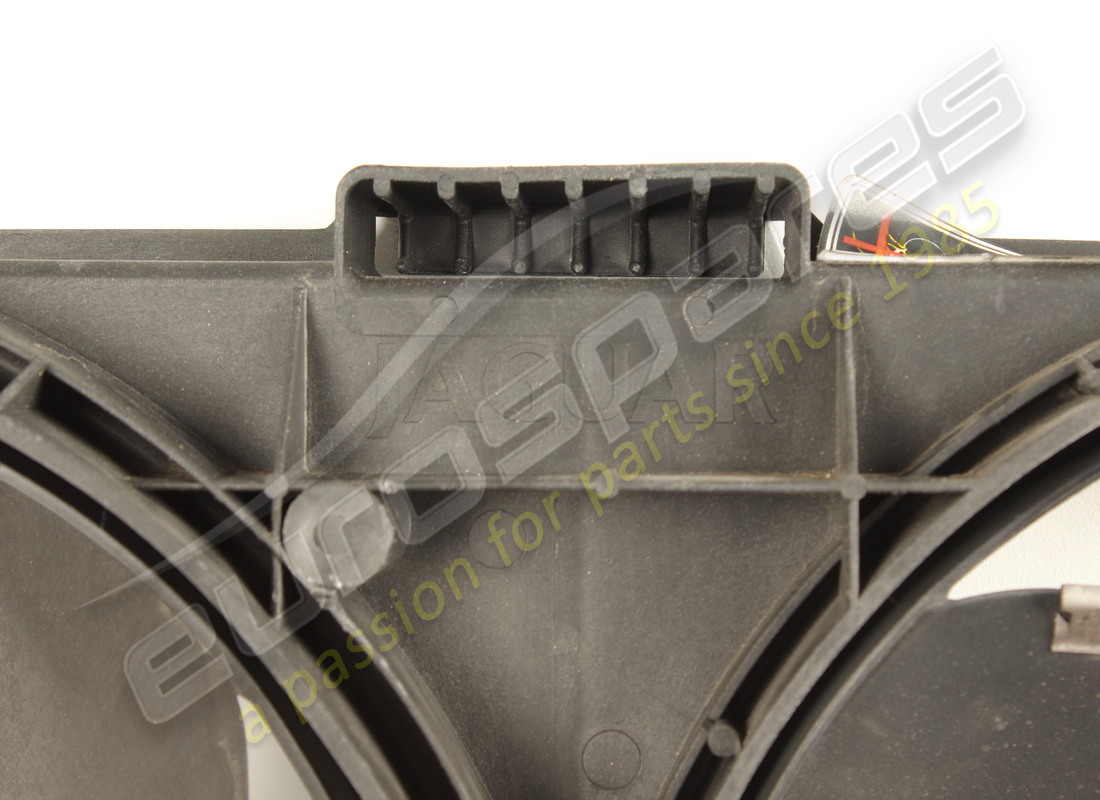 conjunto de ventilador y motor aston martin usado, radiador. número de parte 4g438c607aa (2)