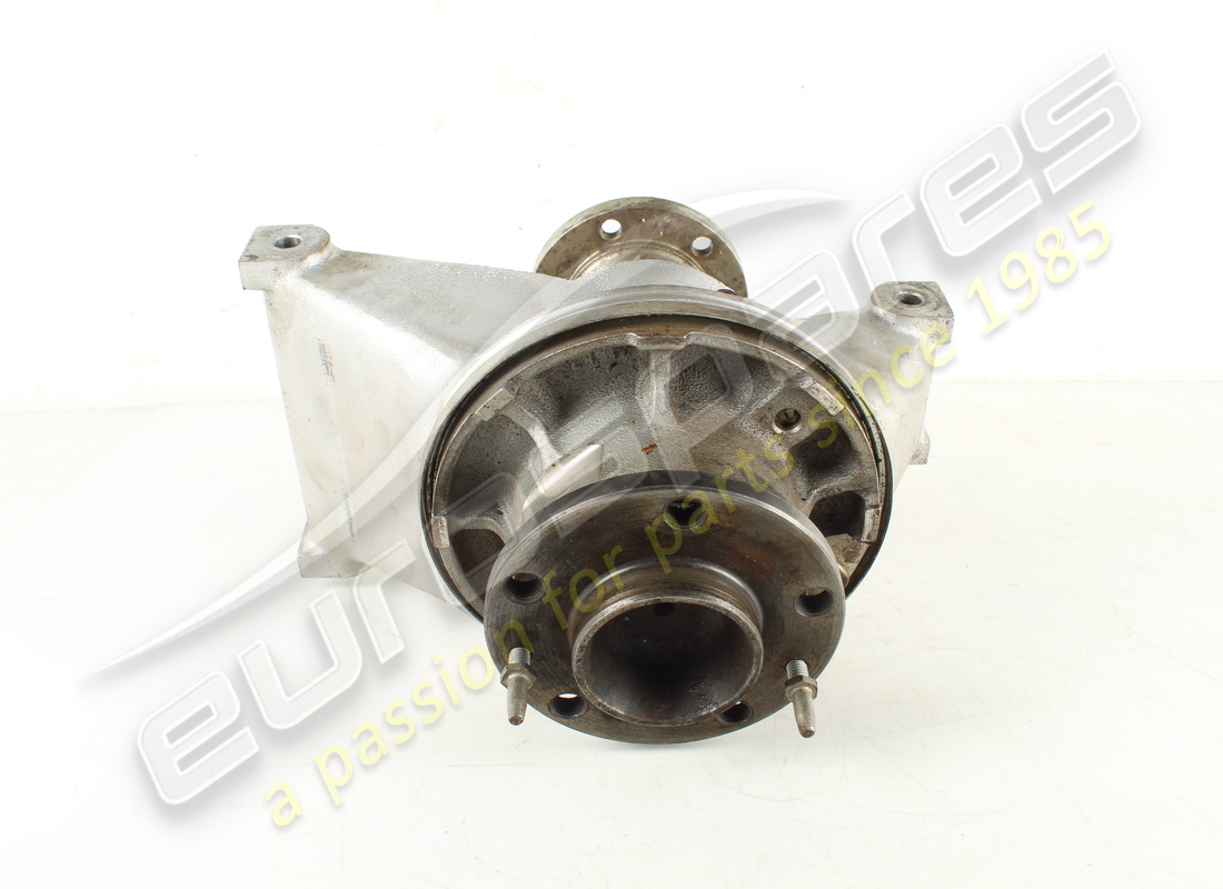 USED FERRARI LH REAR HUB. PART NUMBER EAP1726471 (2) used ferrari lh rear hub. part number eap1726471 (2)