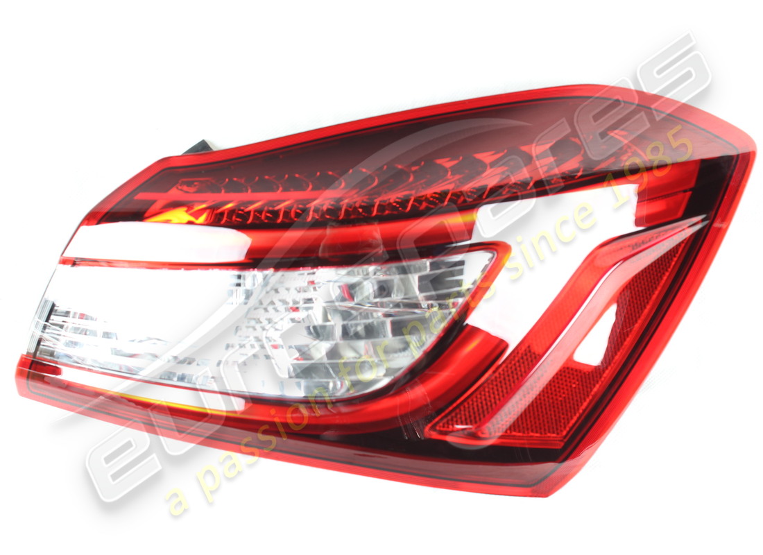 nueva maserati luz trasera fija derecha. número de pieza 670106743 (1)