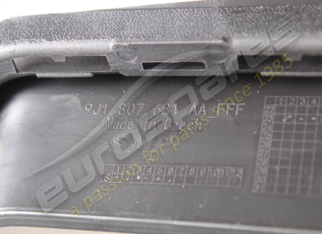 NEW PORSCHE GRILLE MATT BLACK. PART NUMBER 9J1807681AAOK1 (3) new porsche grille matt black. part number 9j1807681aaok1 (3)