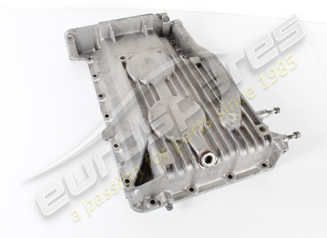 CÁRTER DE ACEITE FERRARI USADO COMPLETO. NÚMERO DE PARTE 181819 (4) cárter de aceite ferrari usado completo. número de parte 181819 (4)