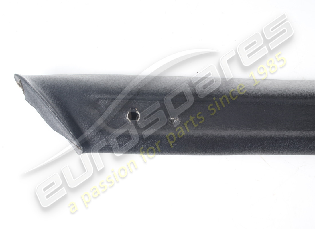 moldura gts ferrari rh usada. número de parte 60356706 (2)