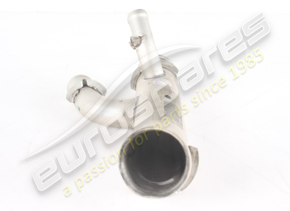 tubería metálica ramificada ferrari usada para bomba. número de pieza 259069 (3)