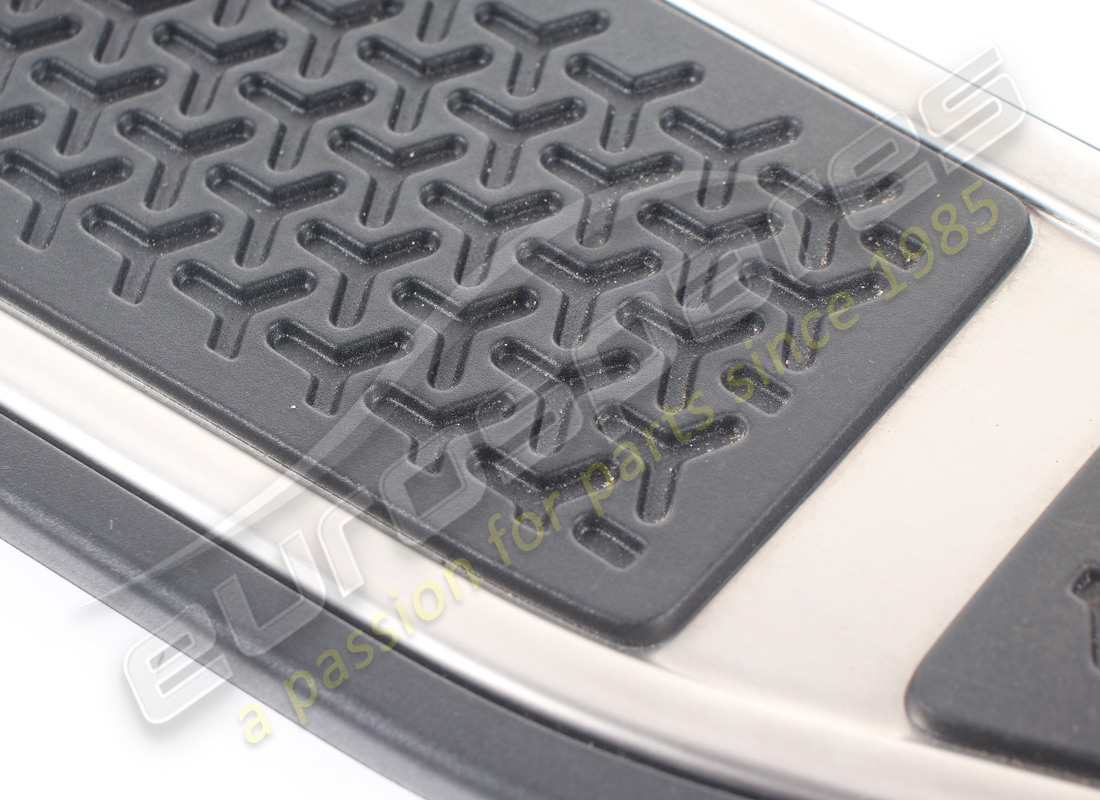 FUNDA LAMBORGHINI USADA. NÚMERO DE PIEZA 4ML864778 (2) funda lamborghini usada. número de pieza 4ml864778 (2)