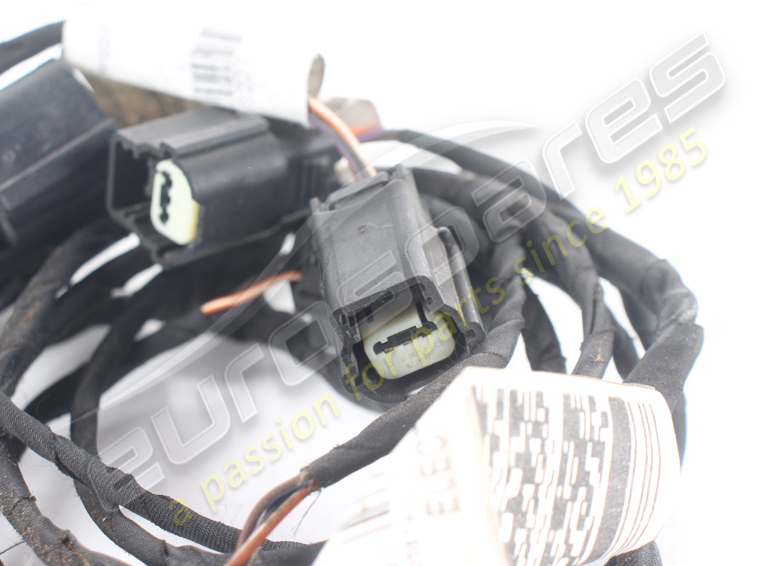 arnés de cableado de parachoques trasero usado maserati. número de pieza 670035874 (3)