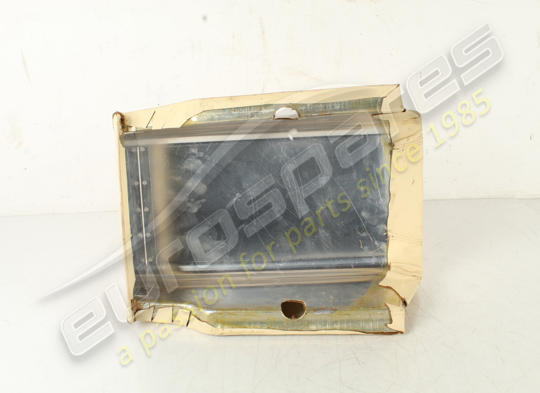 moldura ferrari usada. número de parte 61162800 (4)