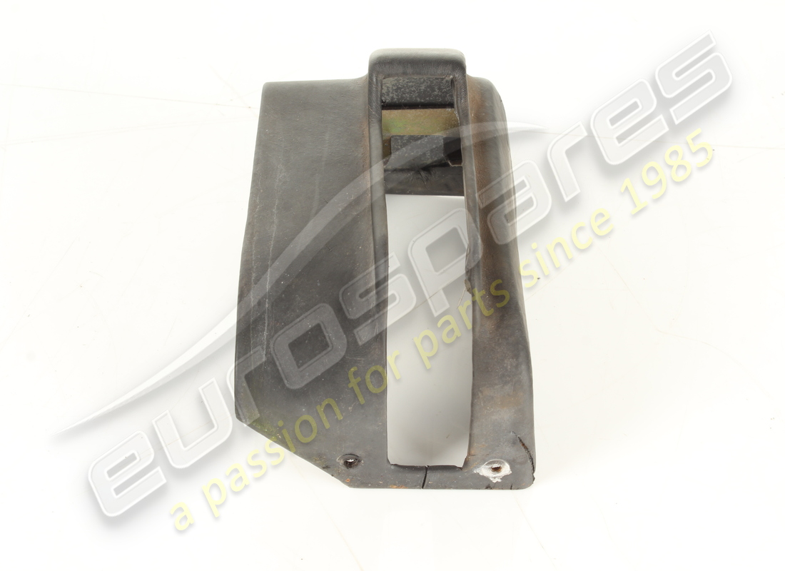cubierta de freno h/dortiguador dañada ferrari negra vm8500. número de pieza 65204300 (2)