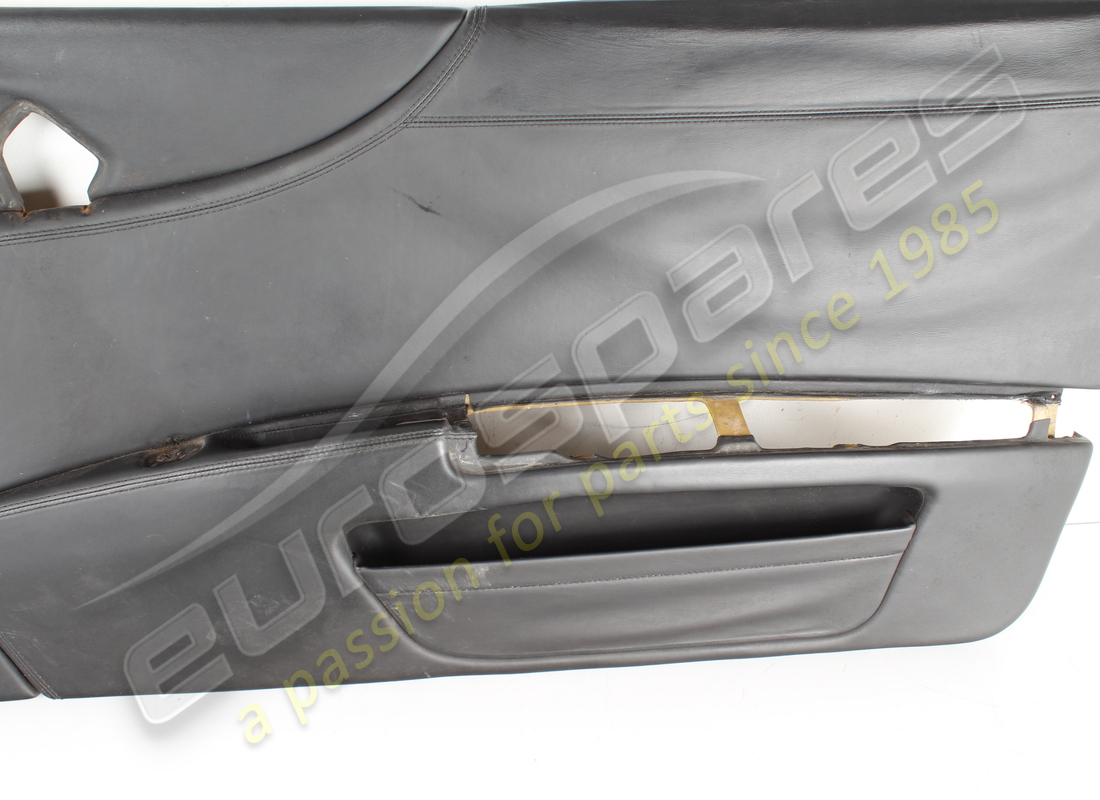 moldura de puerta dañada ferrari en negro vm8500. número de pieza 64592300 (2)