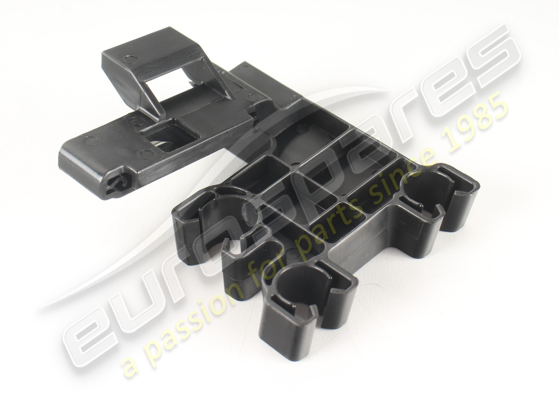 nuevo soporte porsche para línea de combustible. número de pieza 97011038201 (1)