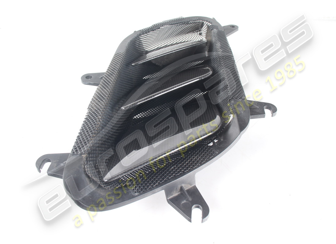 SOPORTE DE VENTILACIÓN DE GUARDABARROS IZQUIERDO CON REJILLAS DE CARBONO, USADO EUROSPARES. NÚMERO DE PIEZA EAP1723592 (4) soporte de ventilación de guardabarros izquierdo con rejillas de carbono, usado eurospares. número de pieza eap1723592 (4)