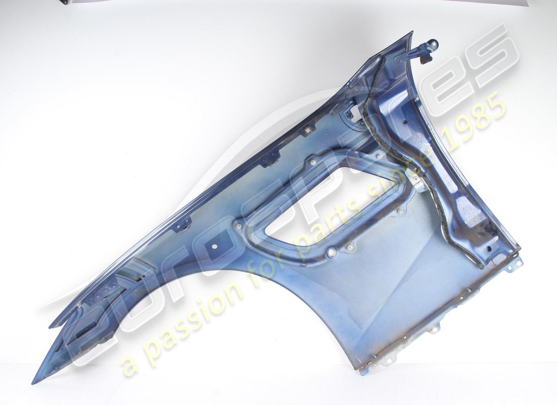 GUARDABARROS DELANTERO DERECHO COMPLETO FERRARI USADO. NÚMERO DE PARTE 86519911 (5) guardabarros delantero derecho completo ferrari usado. número de parte 86519911 (5)