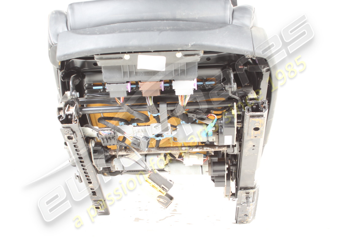 asiento ferrari rhd izquierdo dañado en negro. número de parte 67847300 (4)
