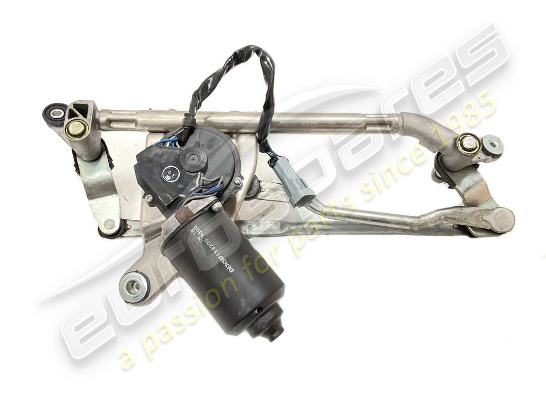 LIMPIAPARABRISAS CON MOTOR Ferrari USADO. NÚMERO DE PARTE 85033900 (1)