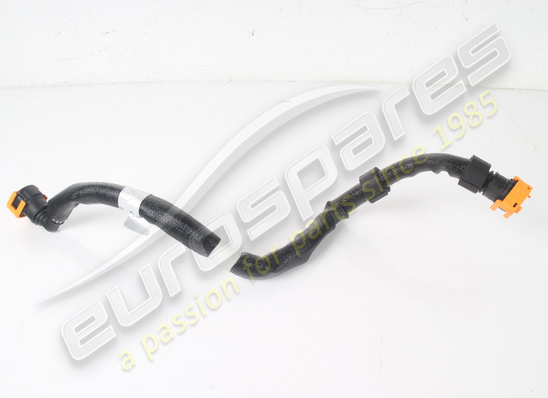 USADO Ferrari TUBO DA SEPARATORE A VALVOLA . NÚMERO DE PARTE 777507 (1) USADO Ferrari TUBO DA SEPARATORE A VALVOLA . NÚMERO DE PARTE 777507 (1)