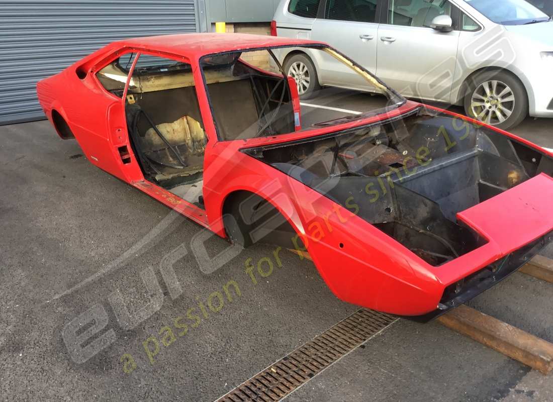 carrocería y chasis rhd eurospares ferrari 308 gt4 dino (1979) usados. número de parte eap1390100 (5)
