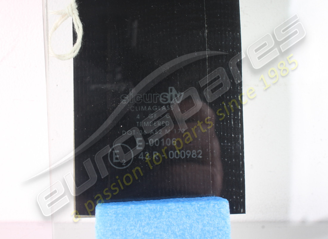 nueva oem ventana trasera lateral. número de pieza 007017008 (2)