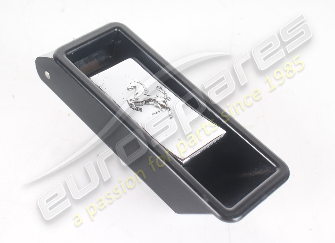 MANIJA DE LIBERACIÓN INTERNA DE LA BOTA USADA Ferrari (MOTIVO DE CABALLO EN RELIEVE). NÚMERO DE PIEZA 63011800 (1)