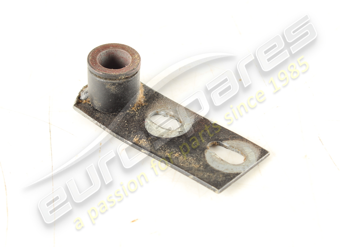 BISAGRA IZQUIERDA Ferrari USADA. NÚMERO DE PIEZA 2558209106 (1)