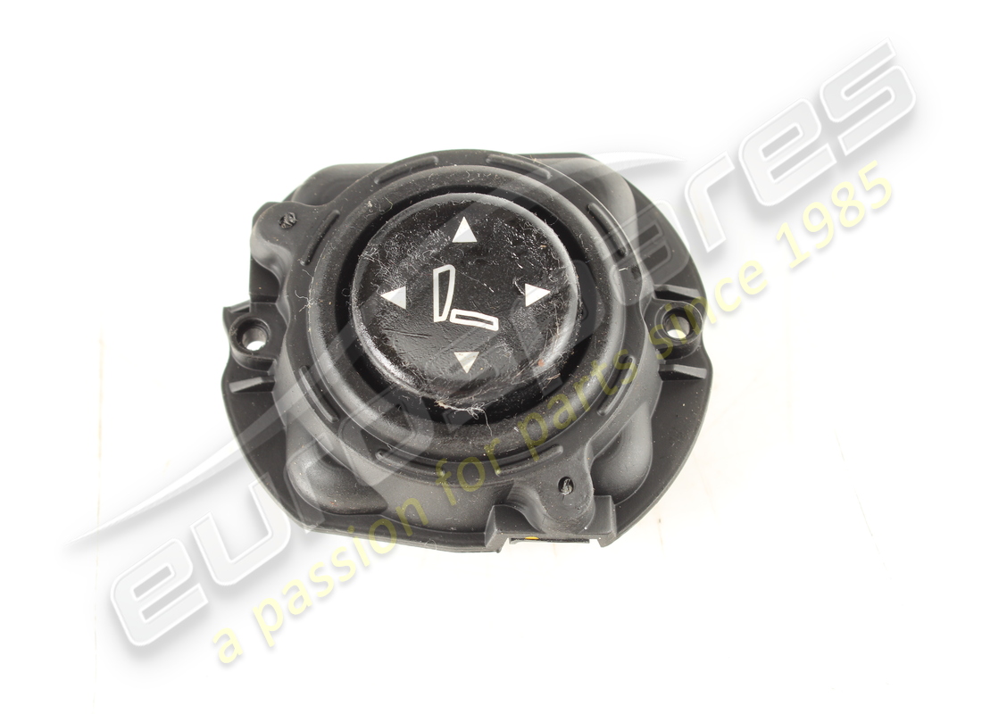 USADO Maserati BOTÓN DE CONTROL DEL ASIENTO TRASERO DERECHO. NÚMERO DE PIEZA 203491 (1)