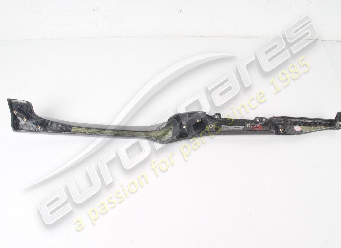 USADO FERRARI MOBILETTO ANT. SUP.DX CARBONO. NÚMERO DE PARTE 791066 (4) usado ferrari mobiletto ant. sup.dx carbono. número de parte 791066 (4)