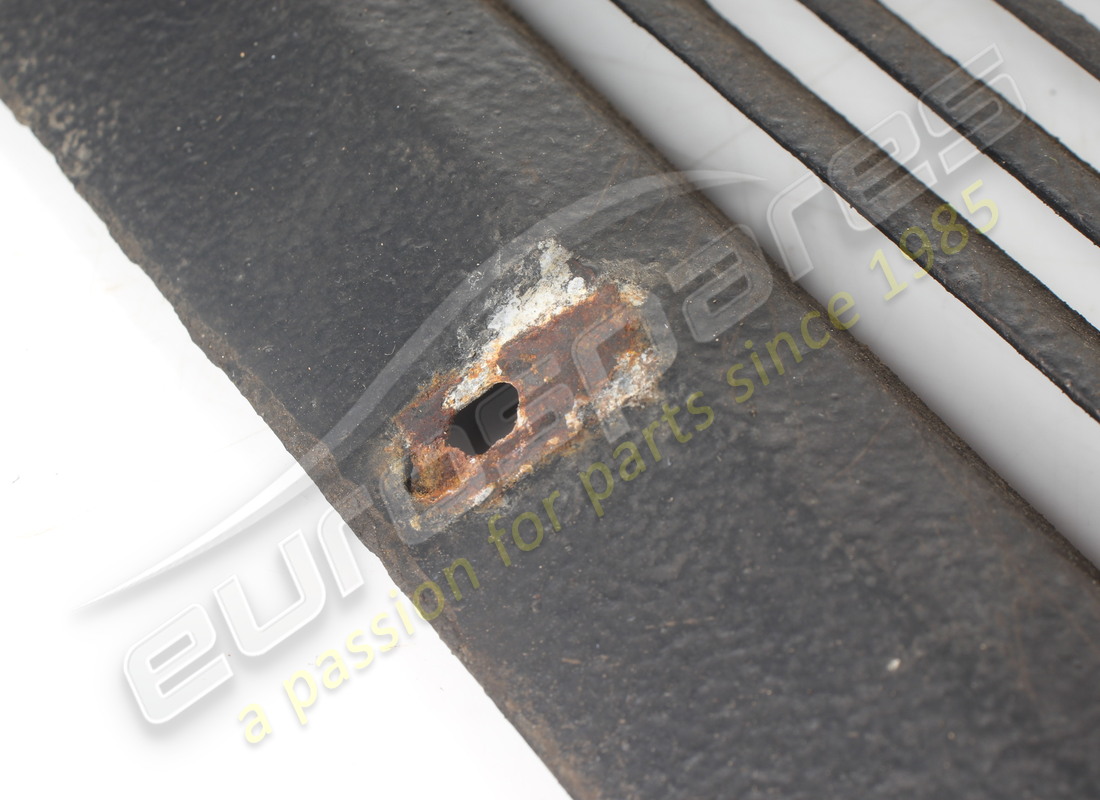 usado ferrari protección de grava delantera izquierda. número de pieza 62576700 (2)