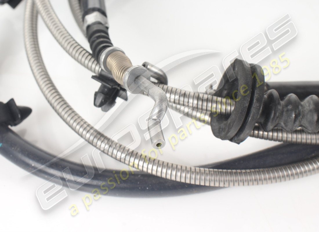 USADO FERRARI COMPARTIMIENTO MOTOR COMPLETO LI. NÚMERO DE PARTE 878925 (2) usado ferrari compartimiento motor completo li. número de parte 878925 (2)