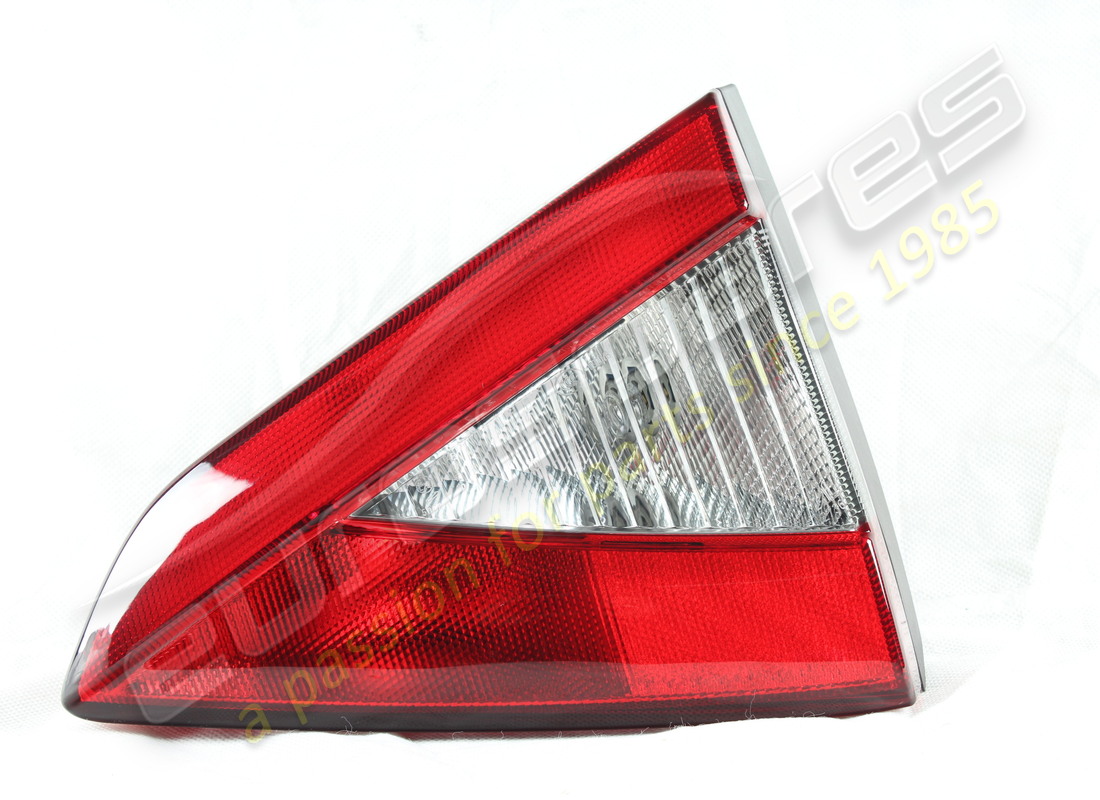 nueva maserati luz trasera derecha lateral móvil. número de pieza 285757 (2)