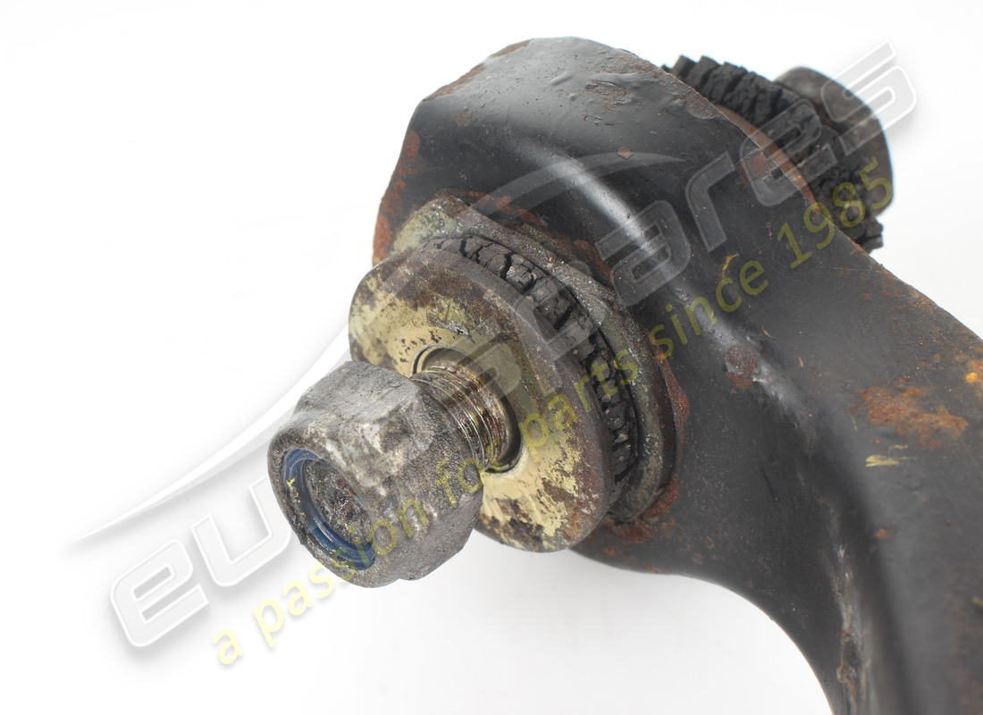 PALANCA SUPERIOR DE SUSPENSIÓN DELANTERA DERECHA USADA FERRARI. NÚMERO DE PIEZA 131900 (6) palanca superior de suspensión delantera derecha usada ferrari. número de pieza 131900 (6)