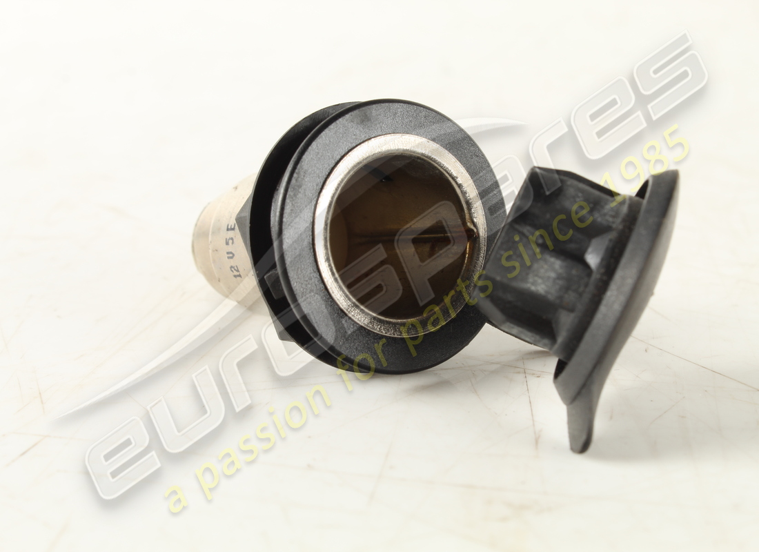 enchufe usado maserati. número de pieza 203506 (2)