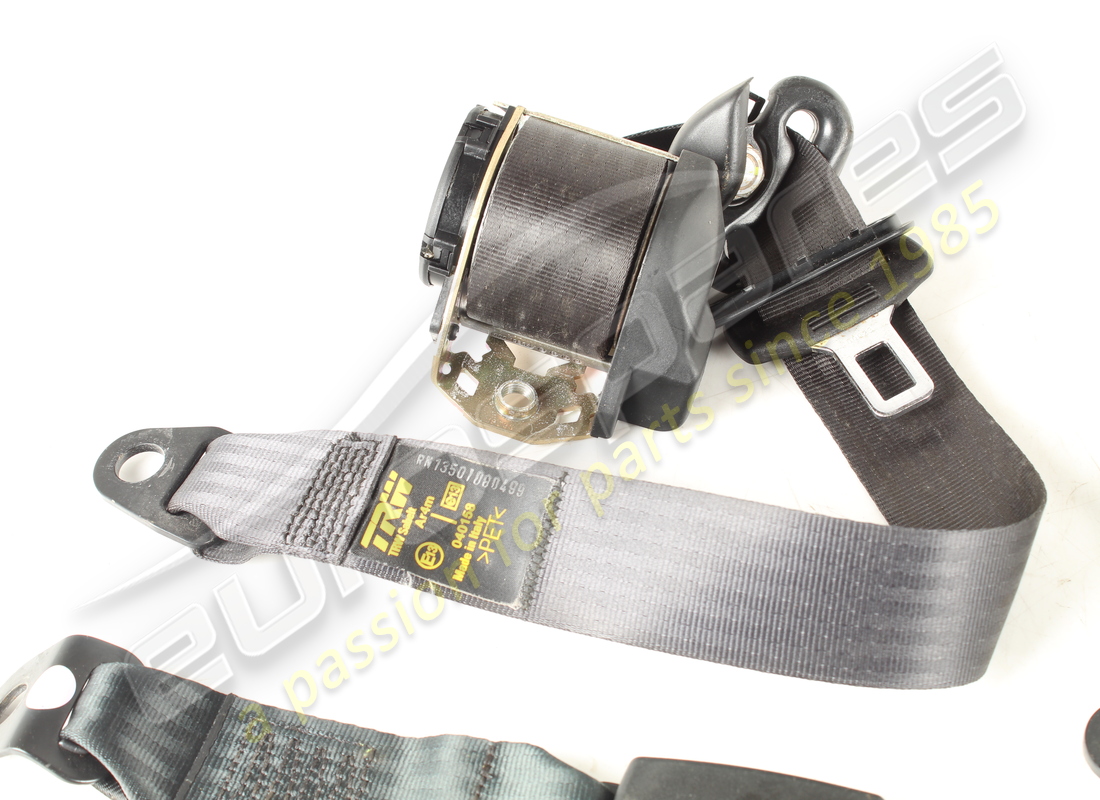 KIT MASERATI TRASERO CINTURONES DE SEGURIDAD USADO M338A. NÚMERO DE PARTE 388150018 (2) kit maserati trasero cinturones de seguridad usado m338a. número de parte 388150018 (2)