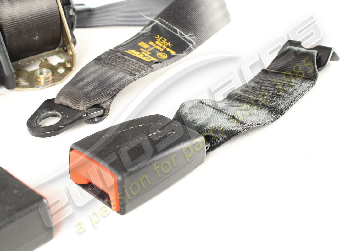 KIT MASERATI TRASERO CINTURONES DE SEGURIDAD USADO M338A. NÚMERO DE PARTE 388150018 (5) kit maserati trasero cinturones de seguridad usado m338a. número de parte 388150018 (5)