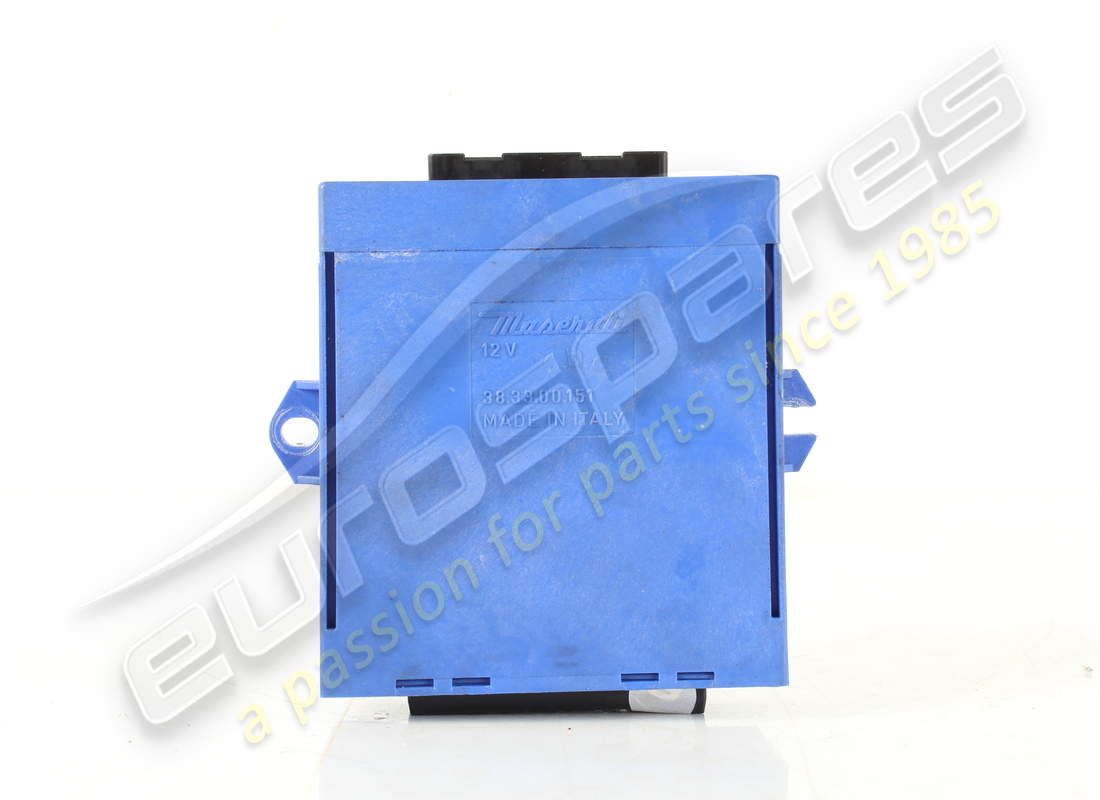 ECU DE ELEVALUNAS Y PUERTAS ELÉCTRICAS USADA Maserati. NÚMERO DE PIEZA 383300151 (1)