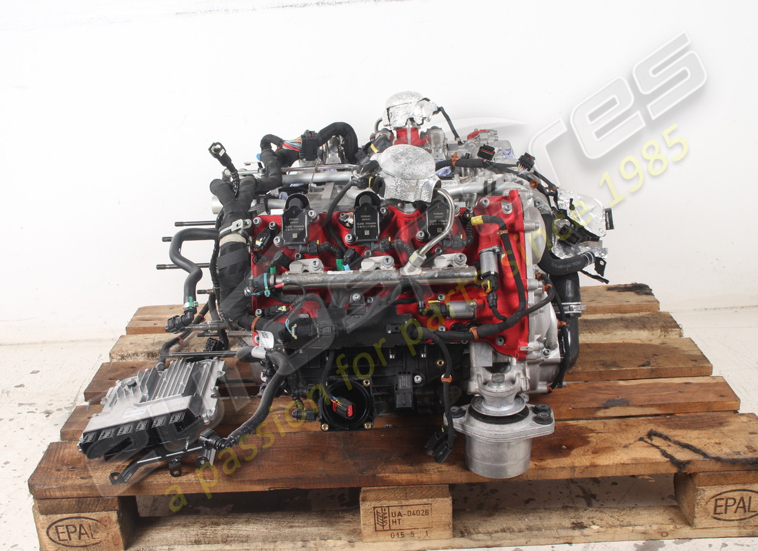motor ferrari 296 usado. número de parte 985000364 (2)