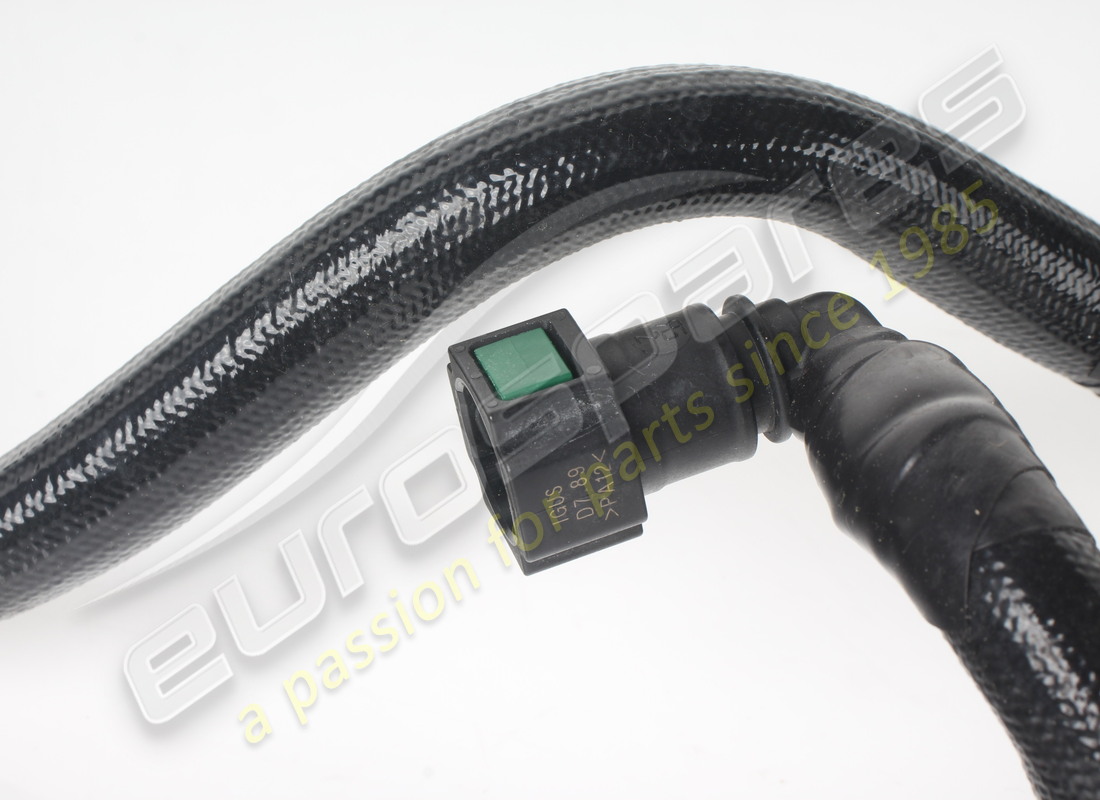 USADO FERRARI TUBO DA SEZIONAM A TEV DX E. NÚMERO DE PIEZA 770888 (3) usado ferrari tubo da sezionam a tev dx e. número de pieza 770888 (3)