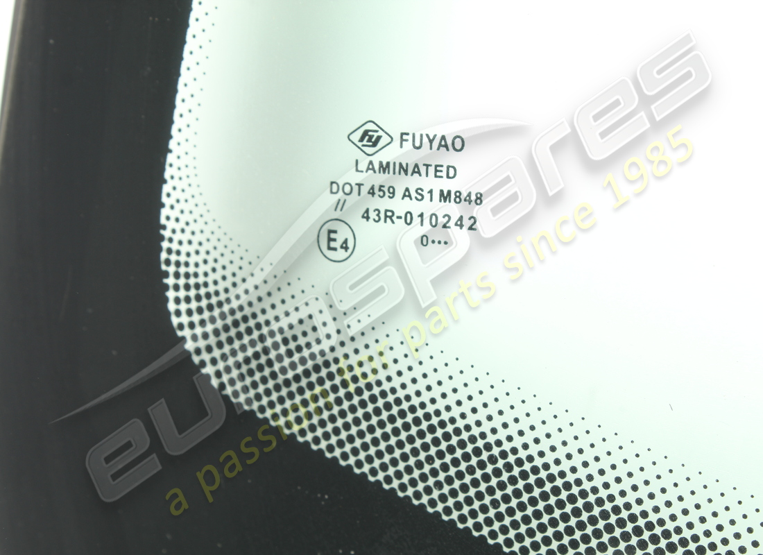 vidrio de parabrisas usado maserati. número de pieza 83744100 (2)